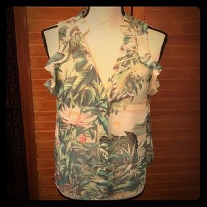 H&M sleeveless ruffled green button-up 6 shirt